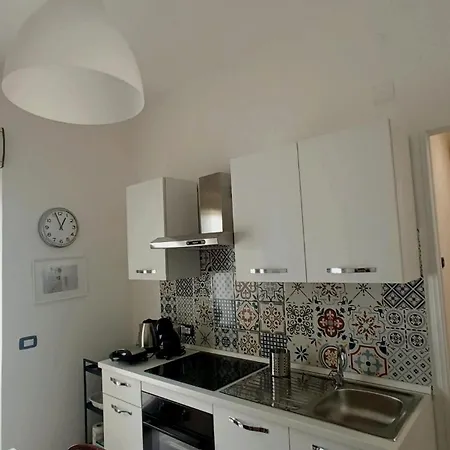 Marilena House * バーリ